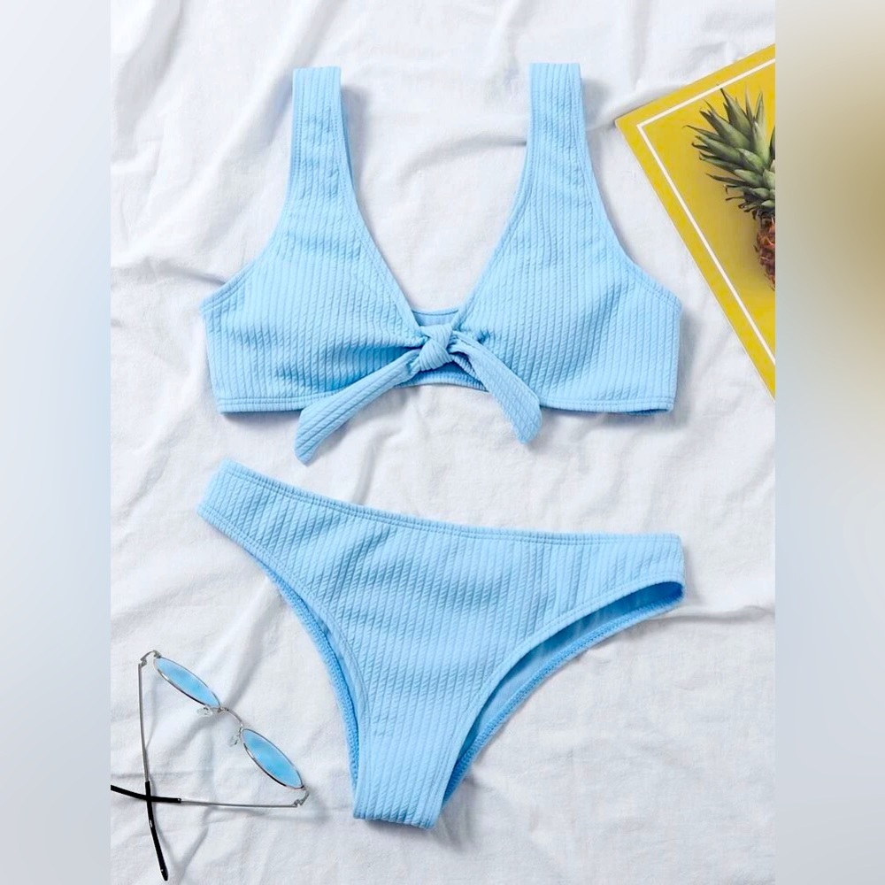 Zaful bikini tie front and scrunch bottoms size medium or 6
